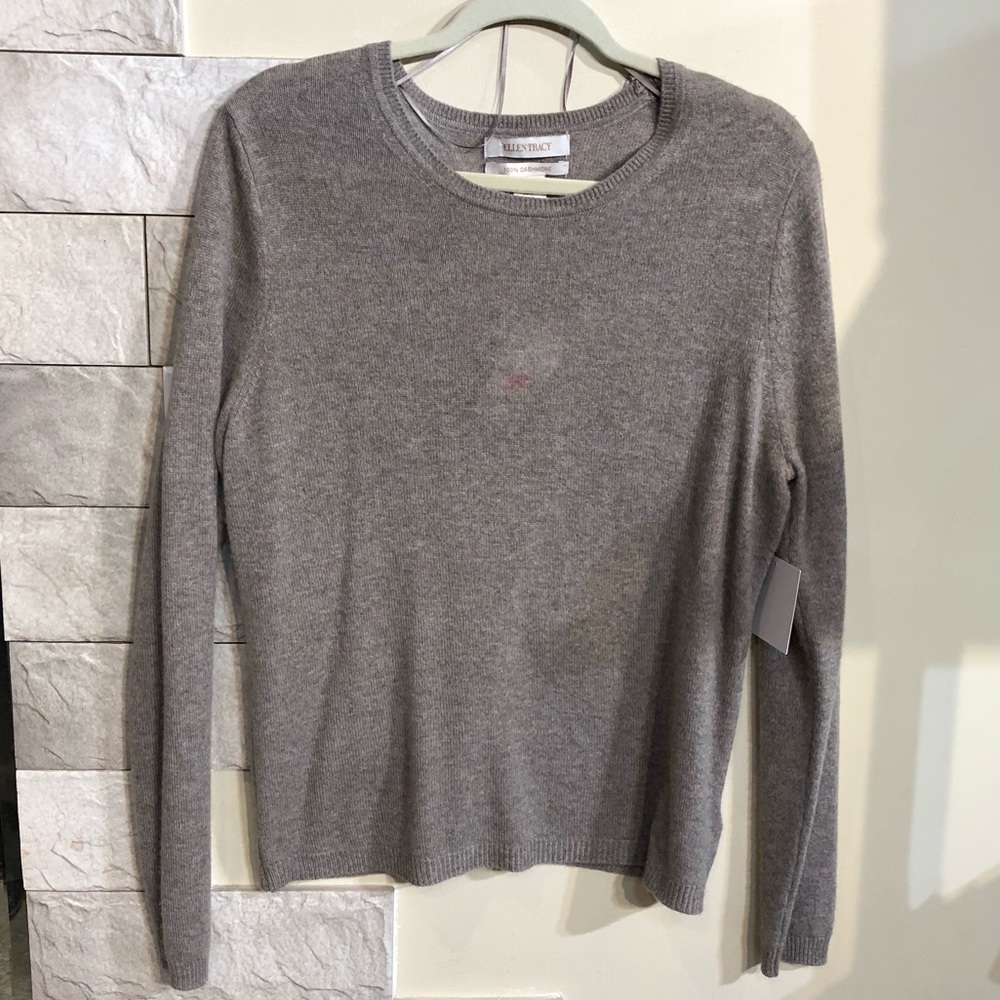 ELLEN TRACY WOMAN’S 100% CASHMERE SWEATER